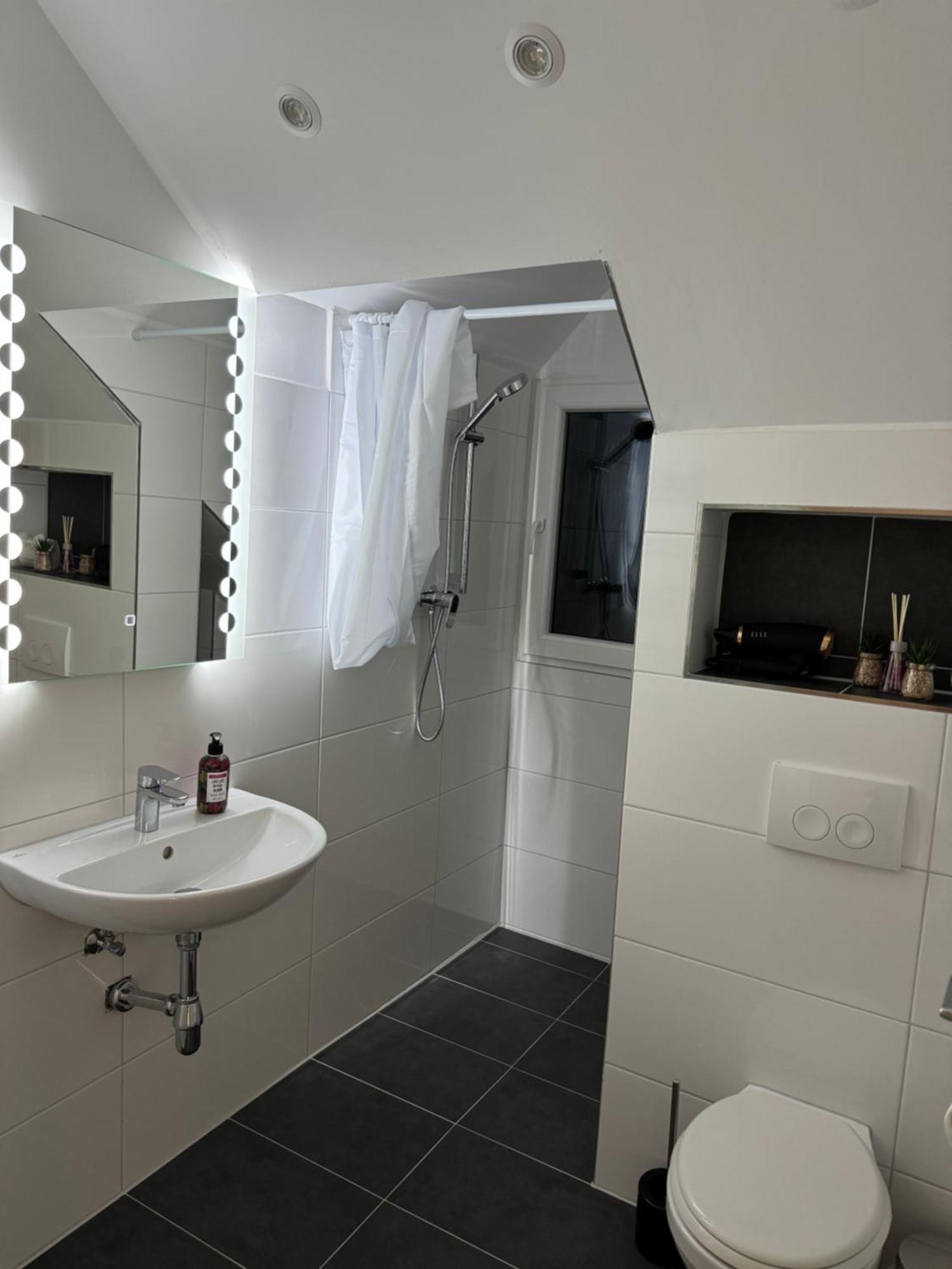 Paris By D&J Apartment'S Altenessen Nord Экстерьер фото